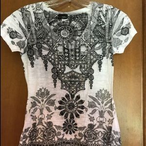 Daytrip Buckle Graphic White Gray Rhinestone XS